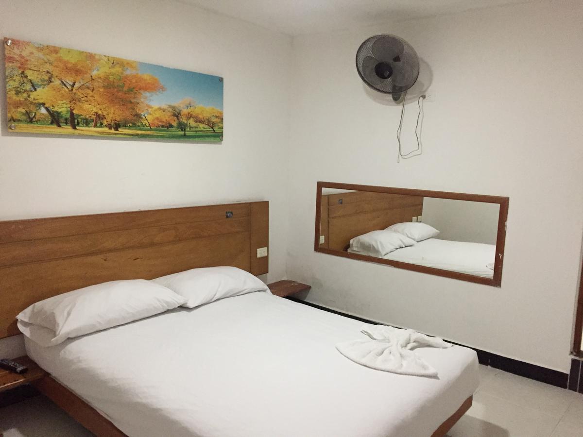 Hotel La Mansion Μεντεγίν Εξωτερικό φωτογραφία